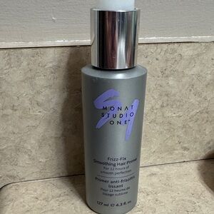 Studio One Frizz-Fix Smoothing Hair Primer - Gray